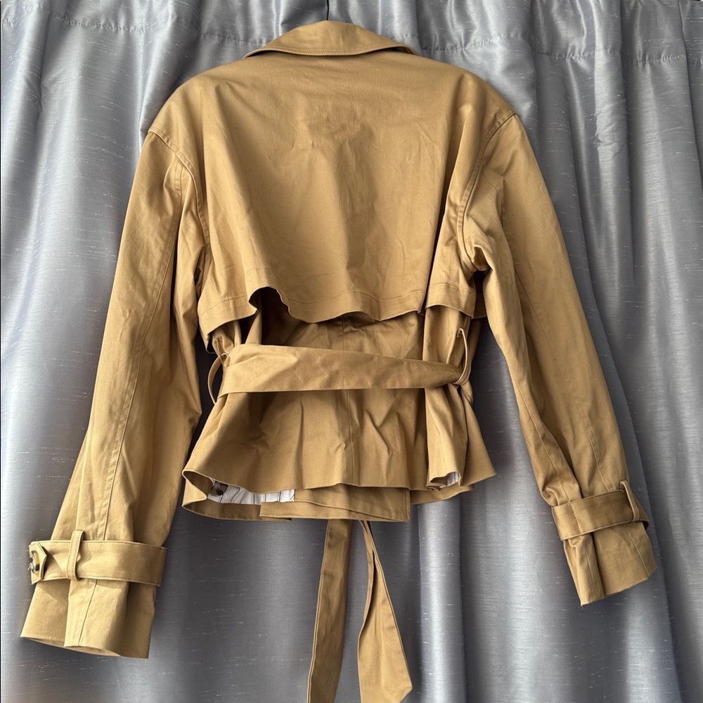 Favorite Daughter The Cropped Charles Trench in Sand. Nwt size Medium - Picture 9 of 10